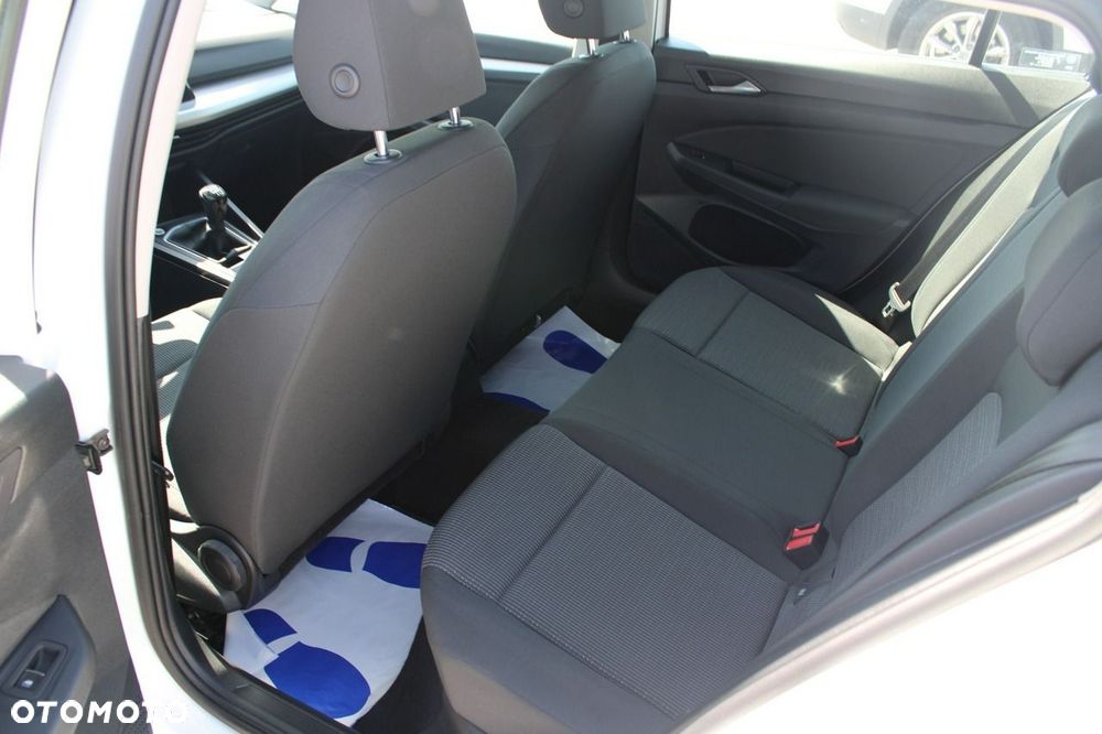 Volkswagen Golf - 14