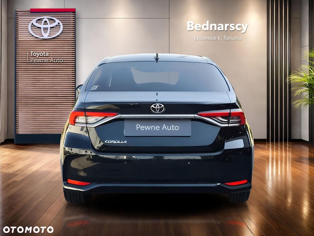 Toyota Corolla - 4