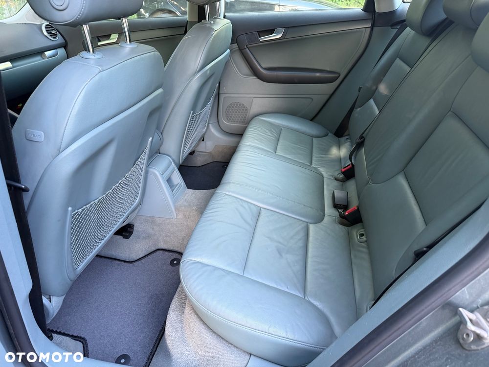 Audi A3 Sportback 2.0 TDI DPF S tronic Ambiente - 27
