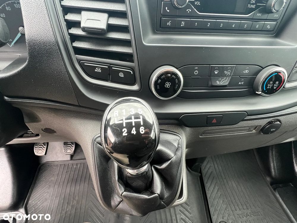 Ford Transit Custom - 24
