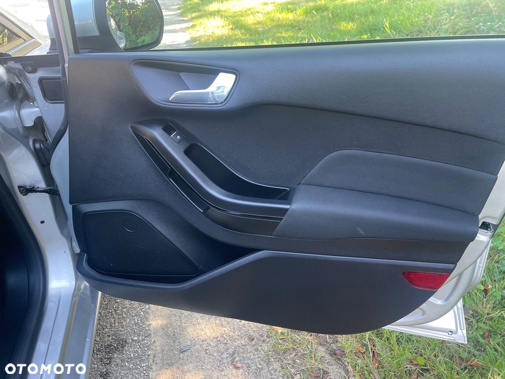 Ford Fiesta - 19