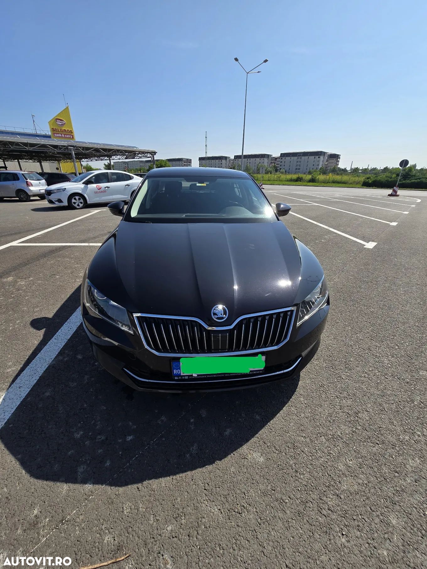 Skoda Superb 2.0 TDI Ambition - 1