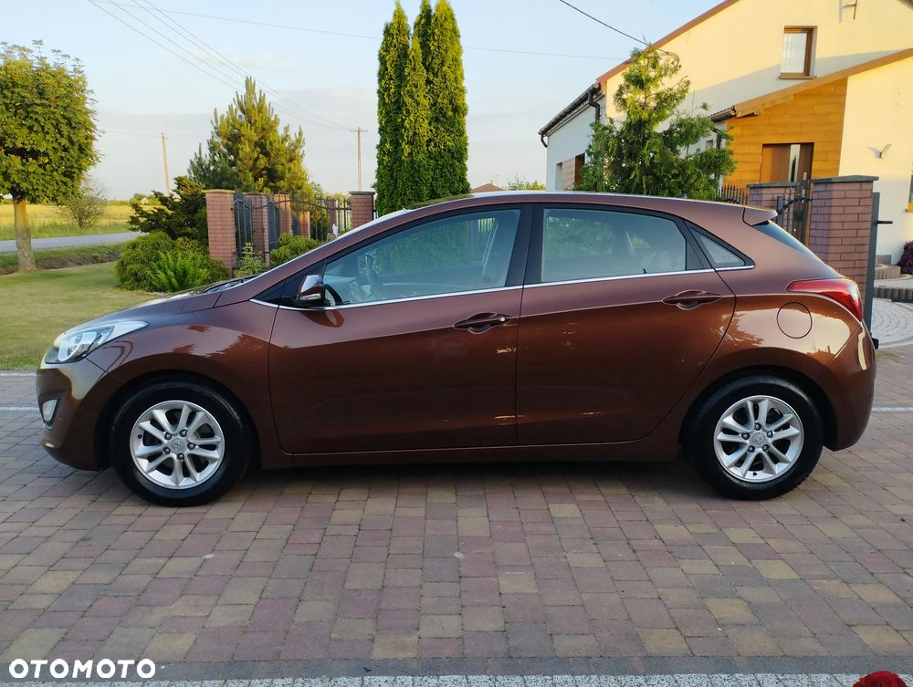 Hyundai i30 1.6 GDI Premium - 3