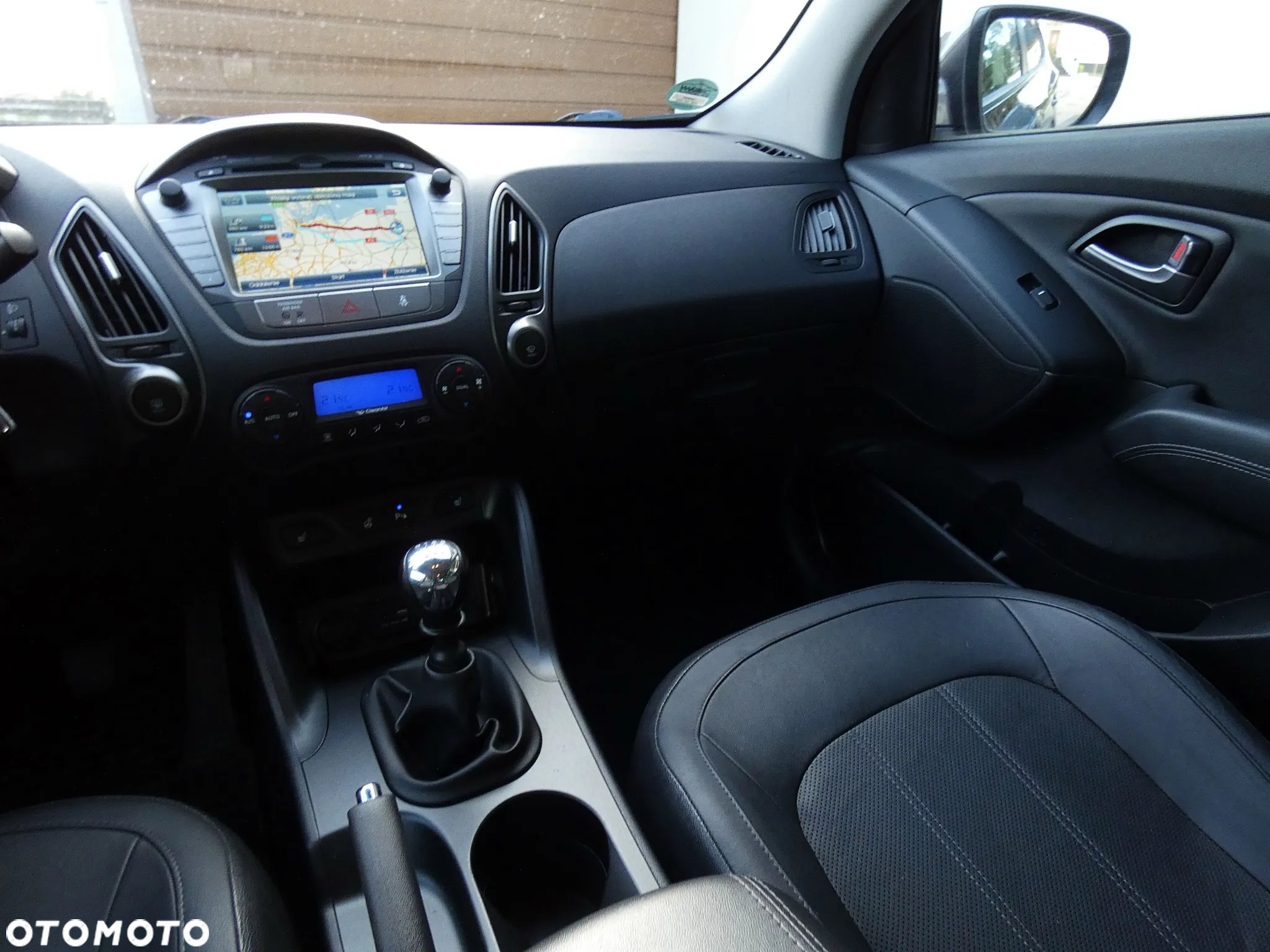 Hyundai ix35 blue 1.6 2WD Finale Gold - 36