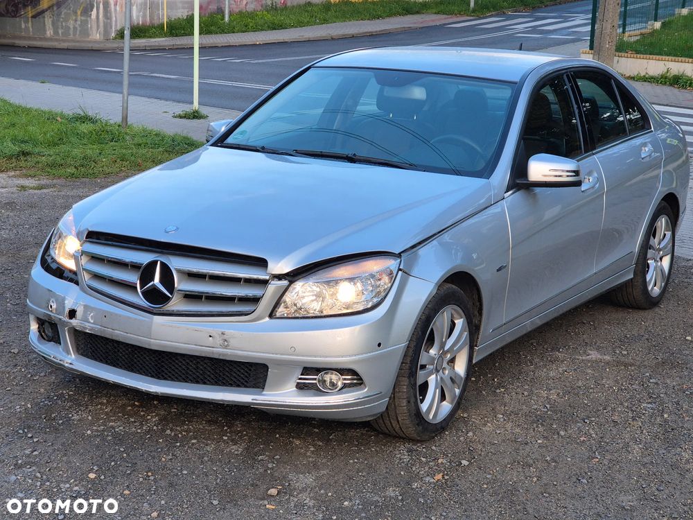 Mercedes-Benz Klasa C 180 K BlueEff Avantgarde - 1
