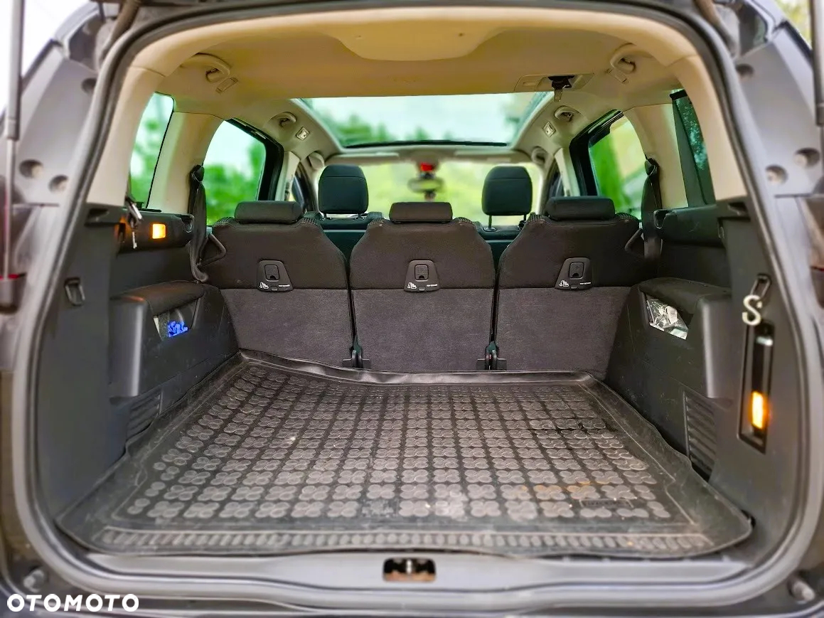 Peugeot 5008 2.0 HDi Family 7os - 35