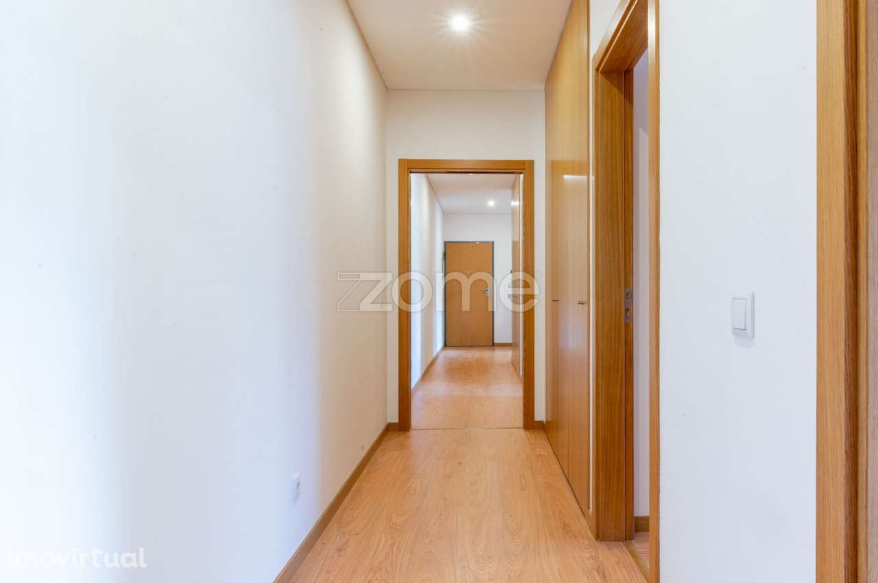 Apartamento semi-novo centro de Alvaiázere - Grande imagem: 5/32