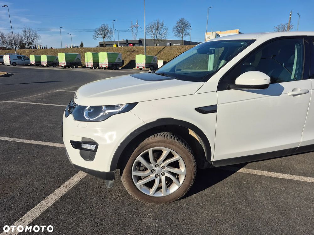 Land Rover Discovery Sport TD4 Dynamic - 9