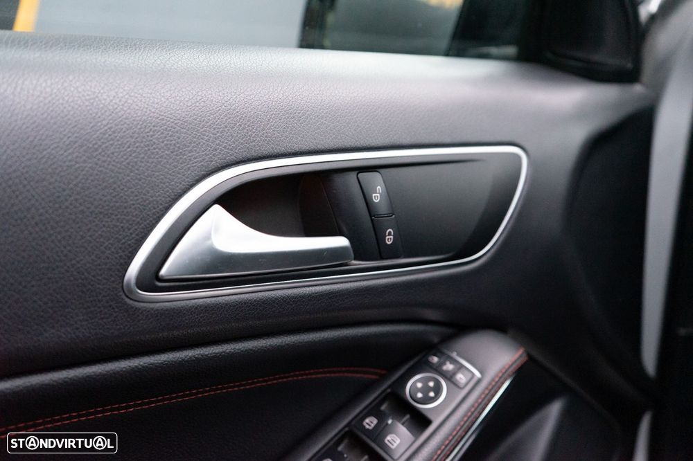 Mercedes-Benz A 180 - 16