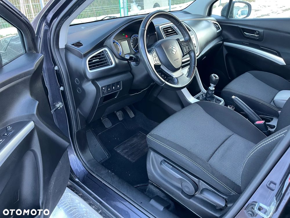 Suzuki SX4 S-Cross 1.6 DDiS 4x4 Comfort - 11