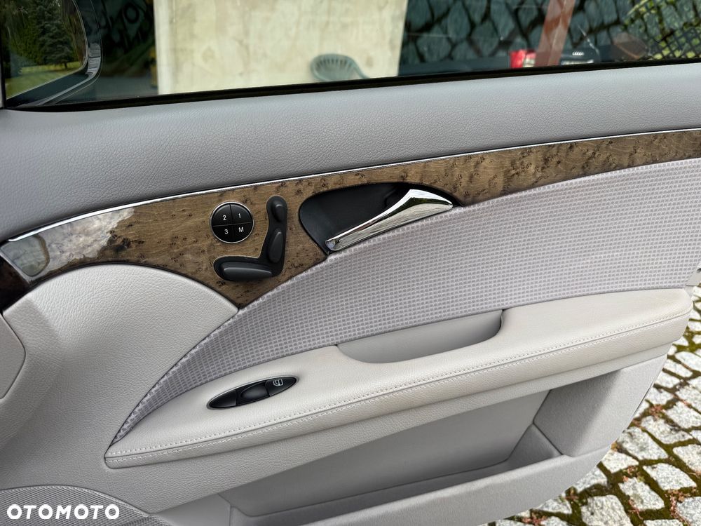 Mercedes-Benz Klasa E 350 T Avantgarde - 12