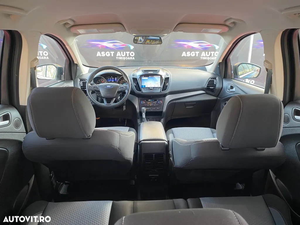 Ford Kuga - 4