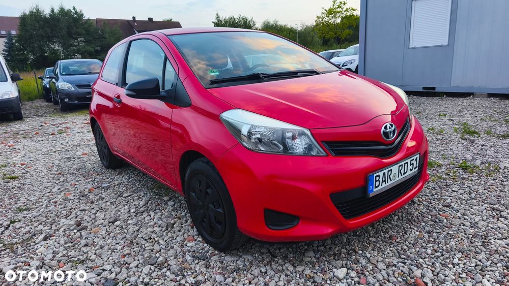 Toyota Yaris - 5