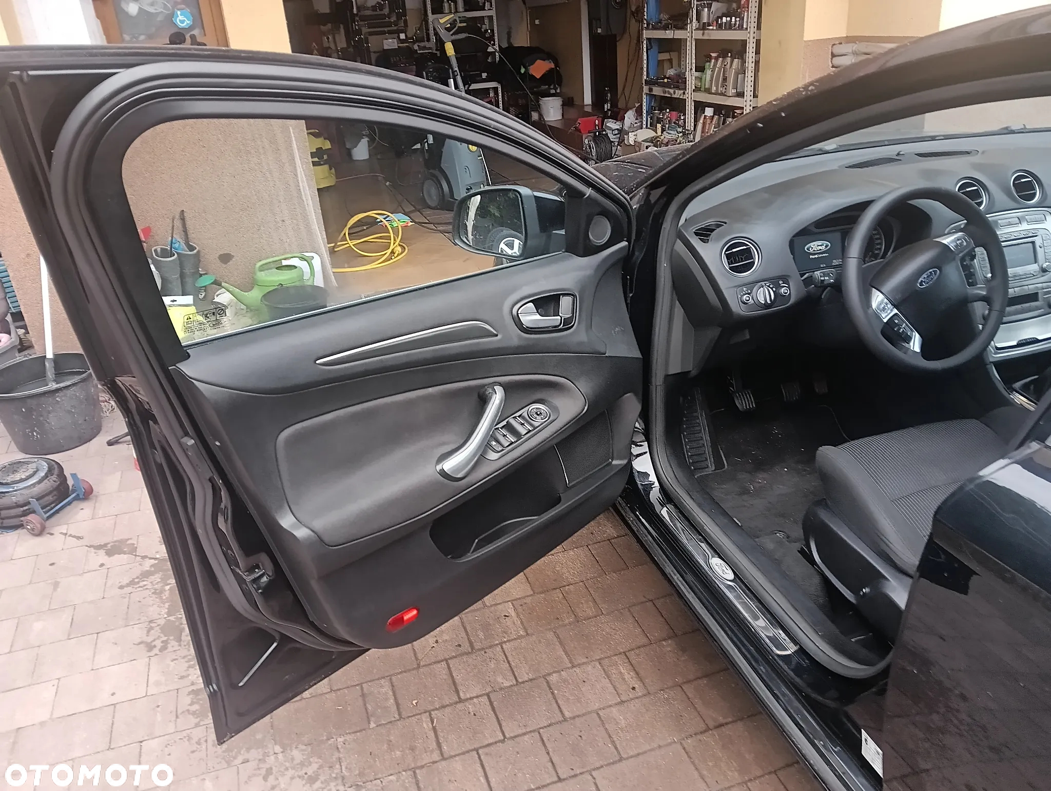 Ford Mondeo 2.0 Titanium - 16