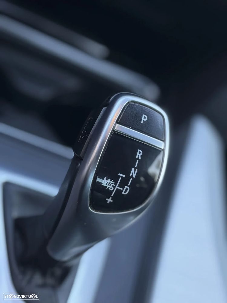 BMW 328 i Auto Pack M - 17