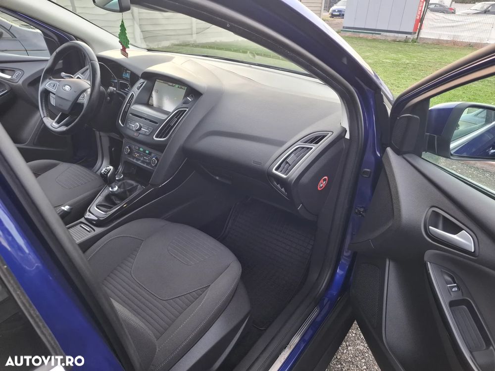 Ford Focus 1.5 TDCi DPF Start-Stopp-System Business - 8