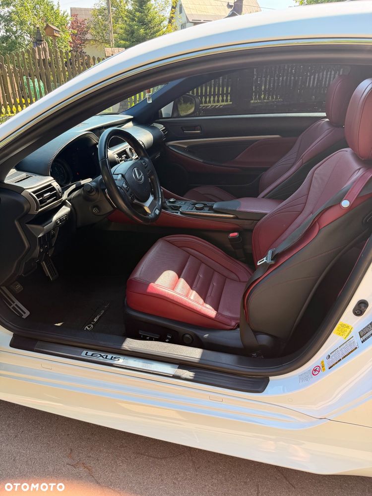 Lexus RC 200t / 300 F Sport - 19