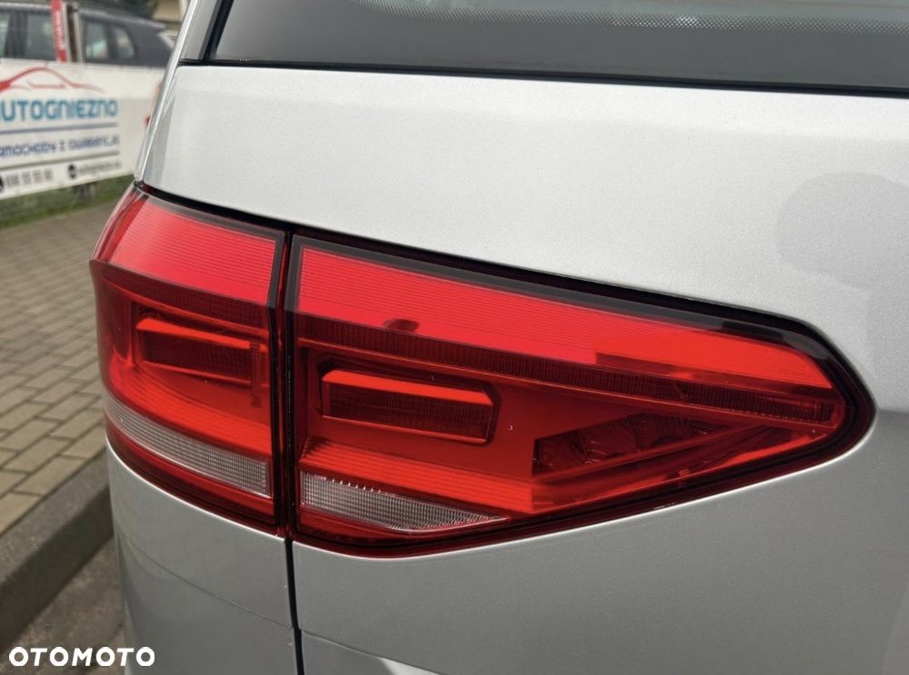 Volkswagen Touran 1.4 TSI BMT Highline DSG - 7