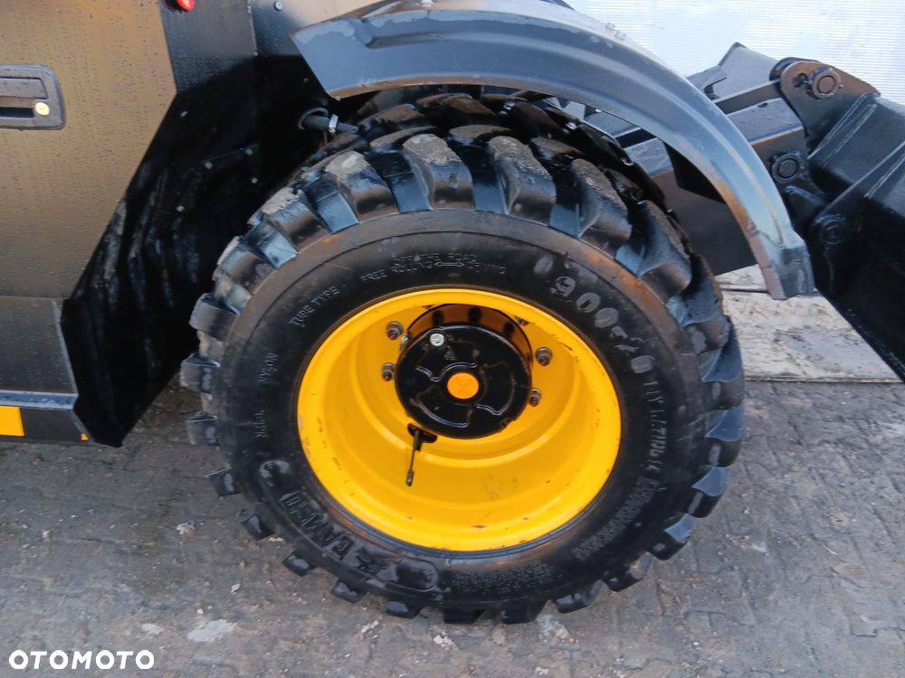JCB 110W - 19