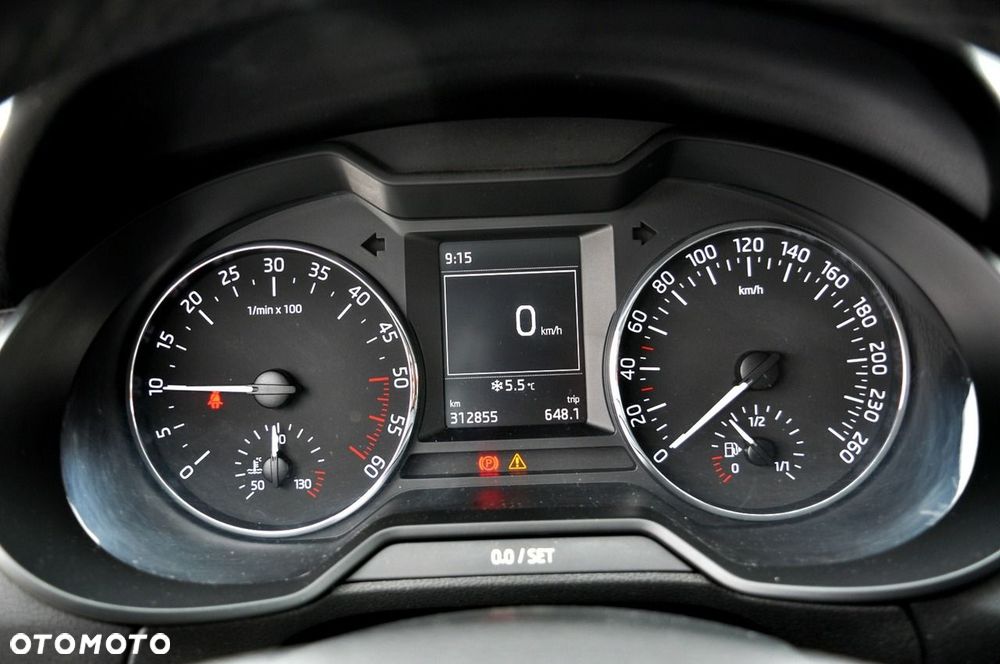 Skoda Octavia 1.6 TDI Ambition - 16