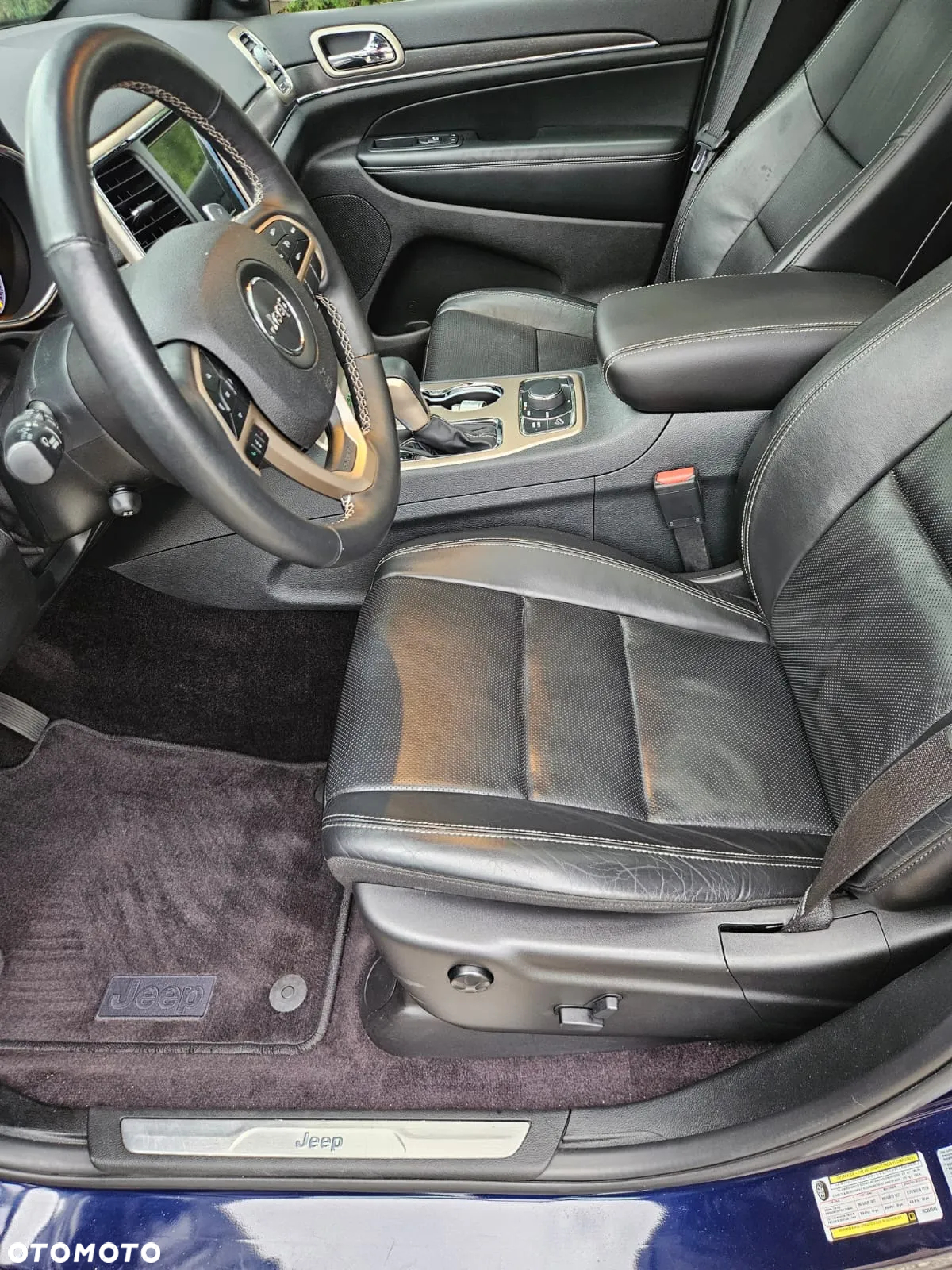Jeep Grand Cherokee - 20
