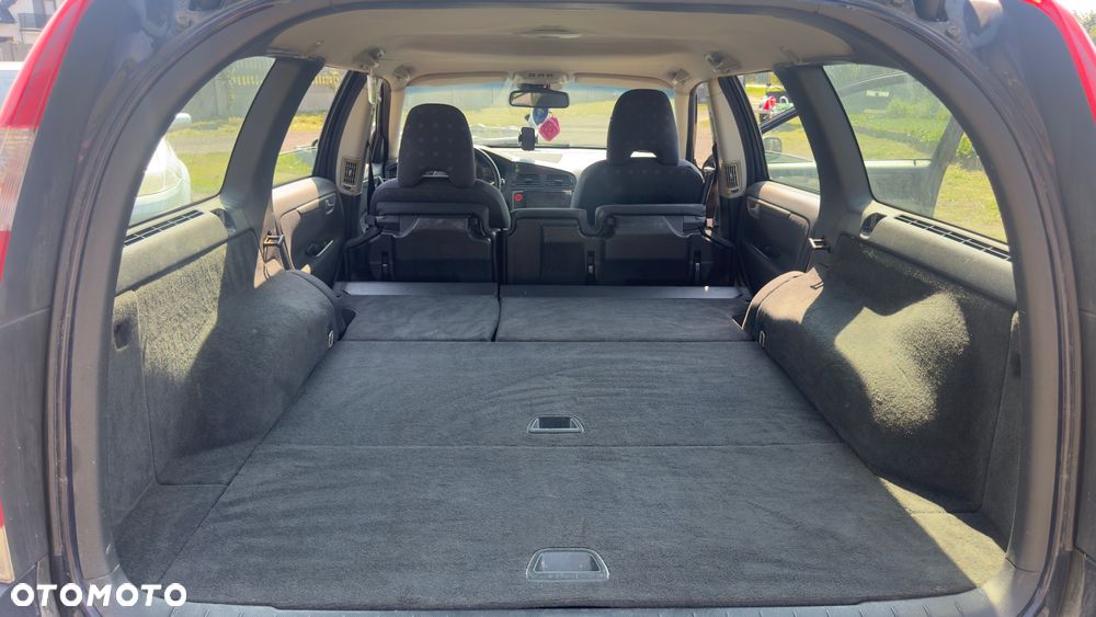 Volvo V70 2.4 D5 AWD - 7