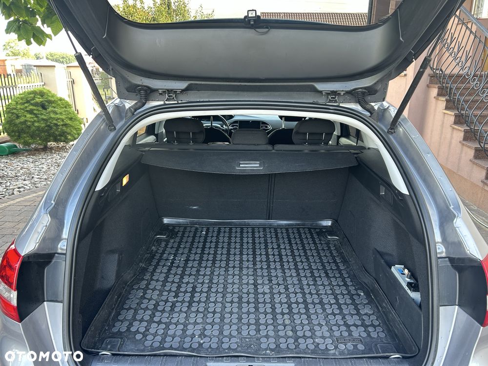 Peugeot 308 - 6