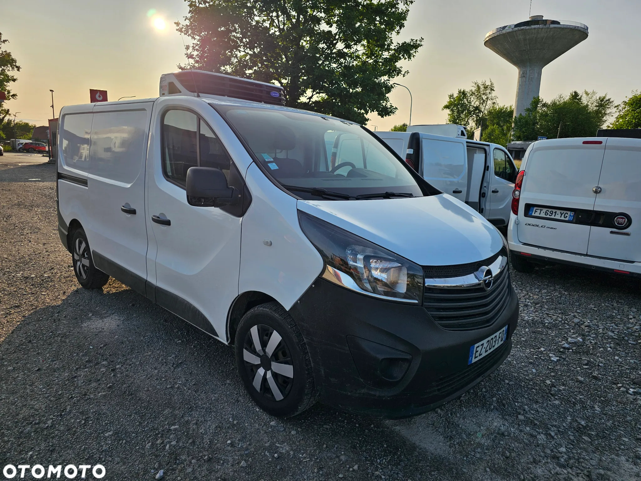 Opel VIVARO CHLODNIA MROZNIA CARRIER KLIMA EURO6 - 4