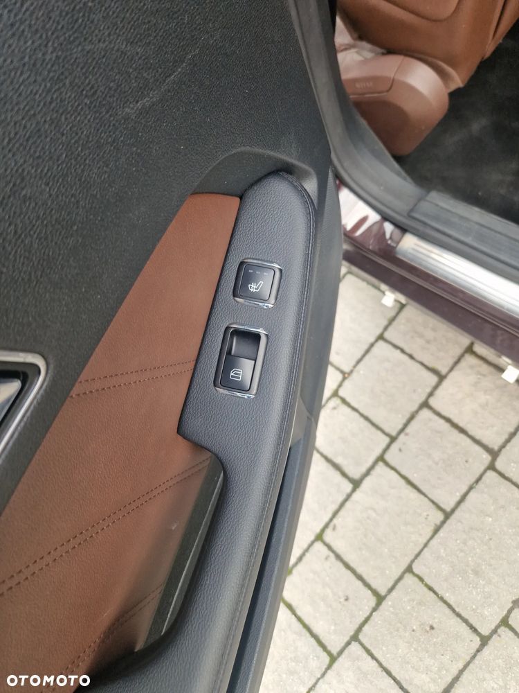 Mercedes-Benz Klasa E 500 4-Matic Avantgarde - 9