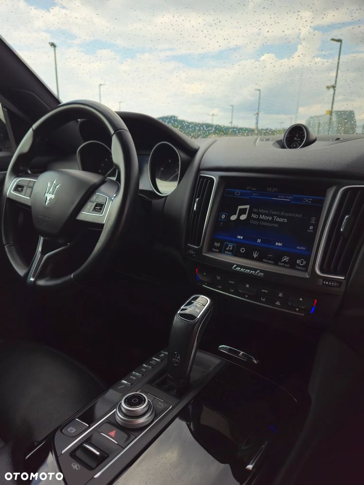Maserati Levante - 22