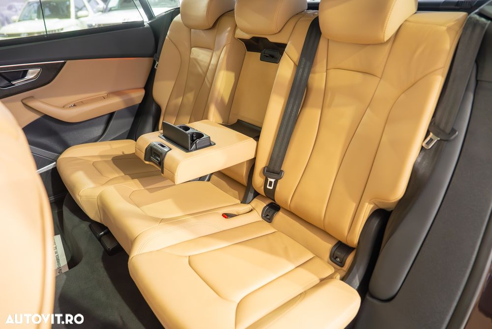 Audi Q8 3.0 55 TFSI quattro Tiptronic MHEV - 24