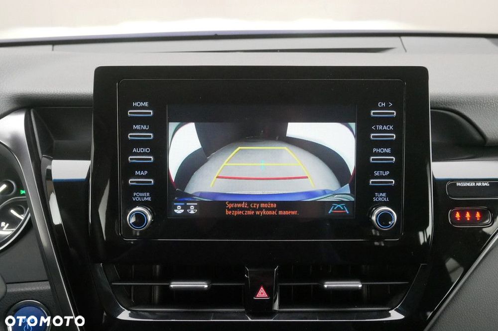 Toyota Camry 2.5 Hybrid Comfort CVT - 18