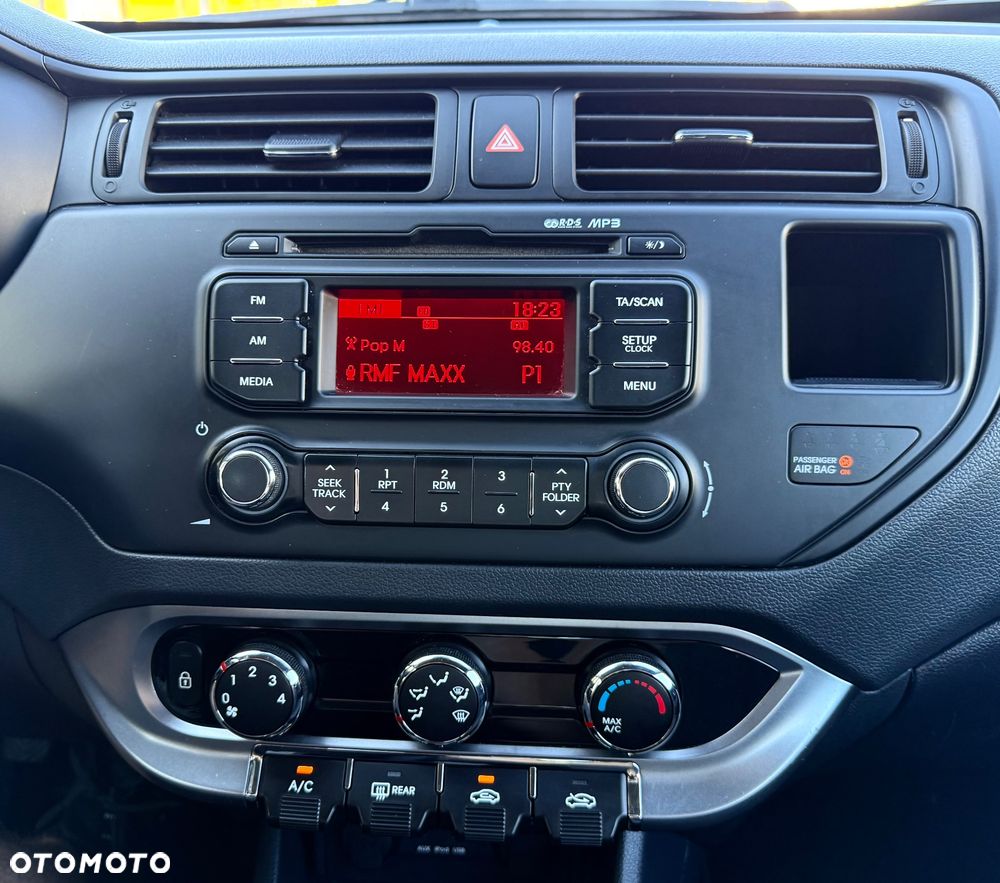 Kia Rio 1.4 Spirit - 19