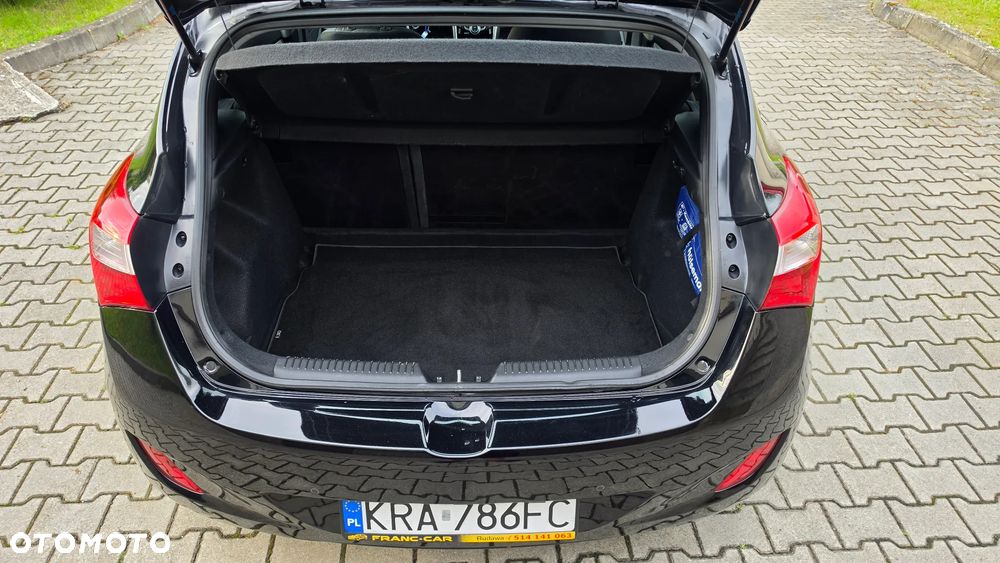 Hyundai i30 1.4 Fifa World Cup Edition - 40