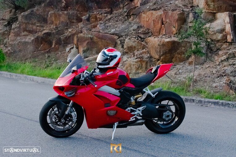 Ducati 1199 Panigale v4 - 1