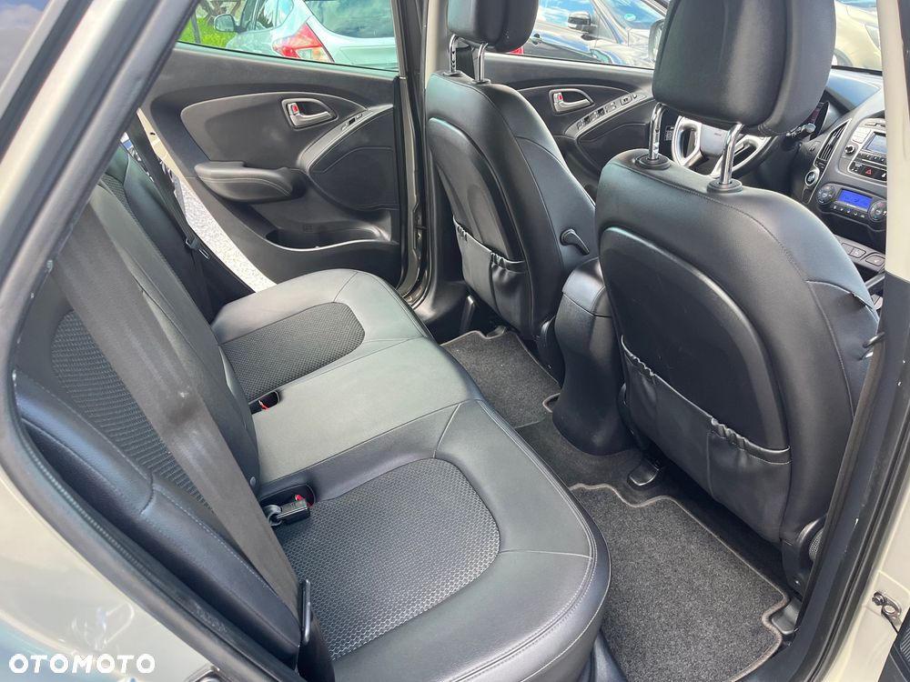 Hyundai ix35 2.0 CRDi Premium 2WD - 17