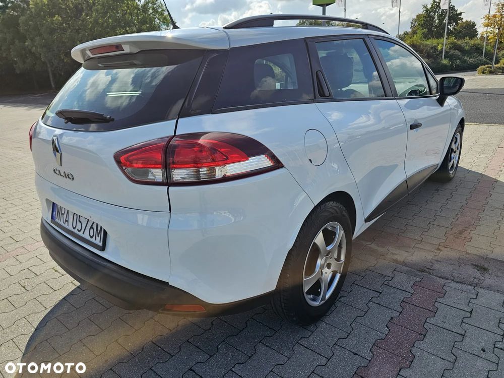 Renault Clio 1.2 16V Alize - 17