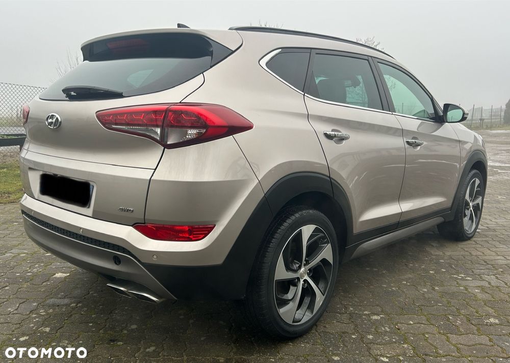 Hyundai Tucson 2.0 CRDi 4WD Passion - 9