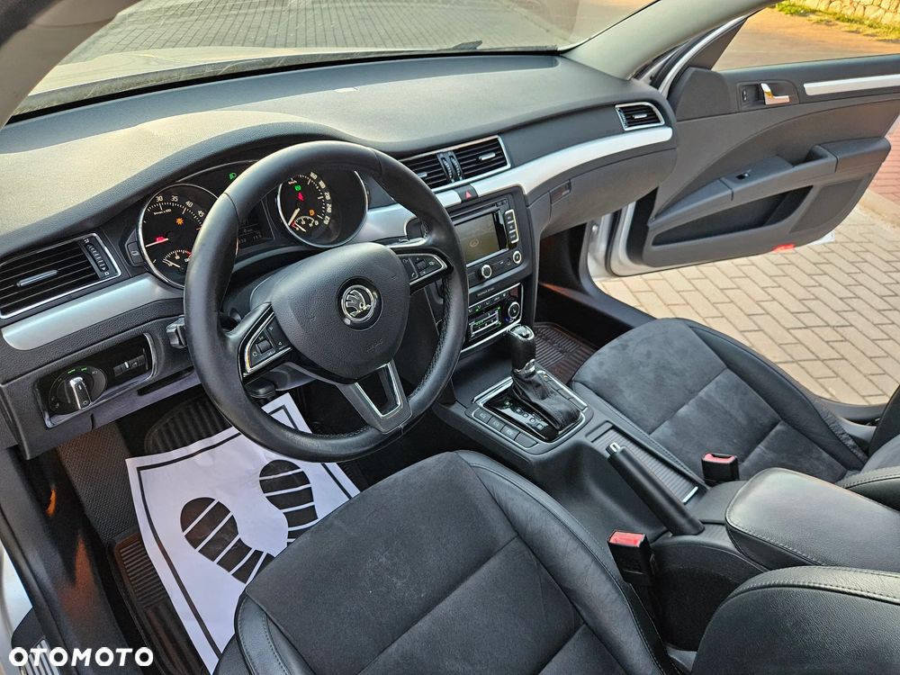Skoda Superb 2.0 TDI Green tec 4x4 DSG Elegance - 10