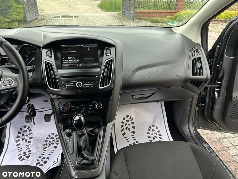 Ford Focus - 38