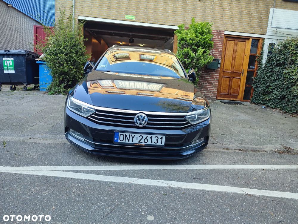 Volkswagen Passat 2.0 TDI SCR DSG Highline - 2