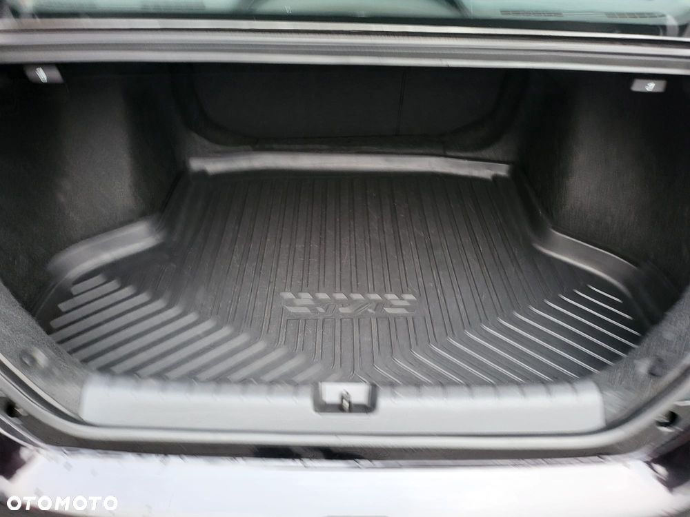 Honda Civic 1.5 i-VTEC Turbo CVT Comfort - 32