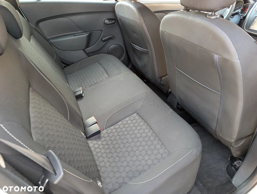Dacia Sandero 1.2 16V Laureate - 24