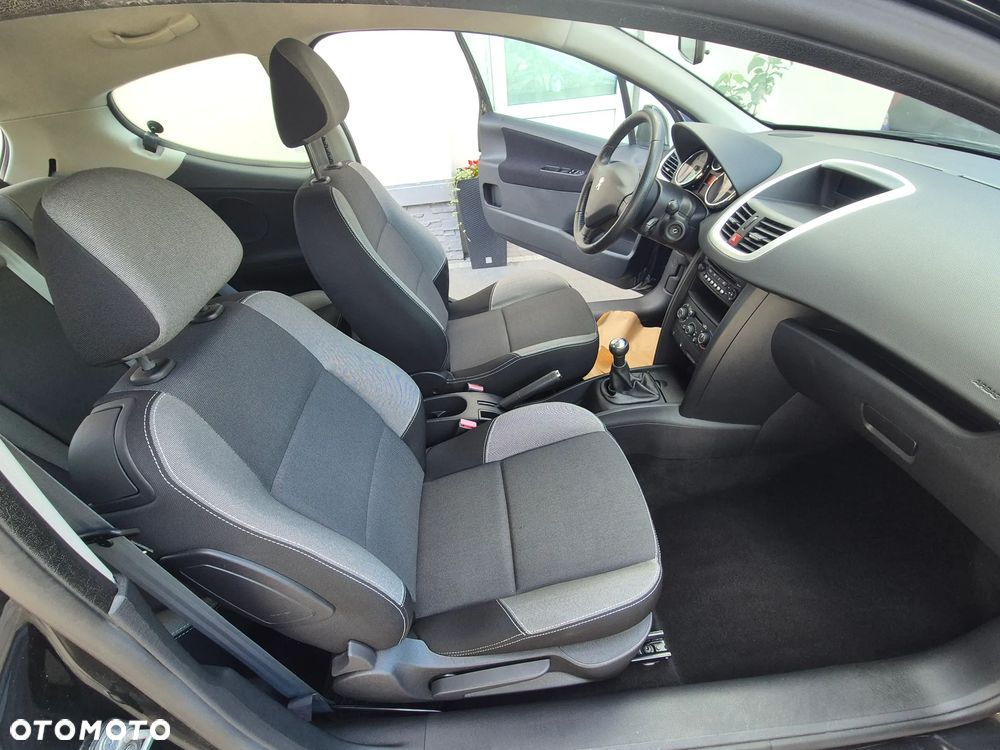 Peugeot 207 75 Urban Style - 24