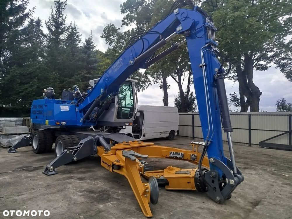 Fuchs MHL 320 - 5