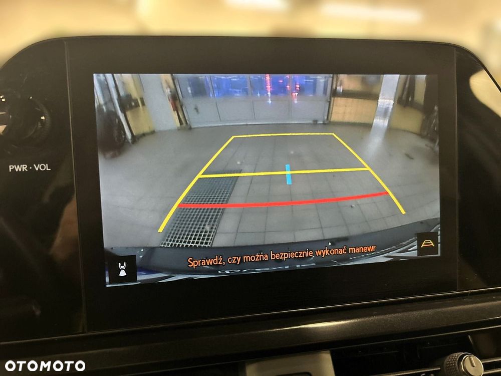 Lexus UX 250h GPF Business 2WD - 15