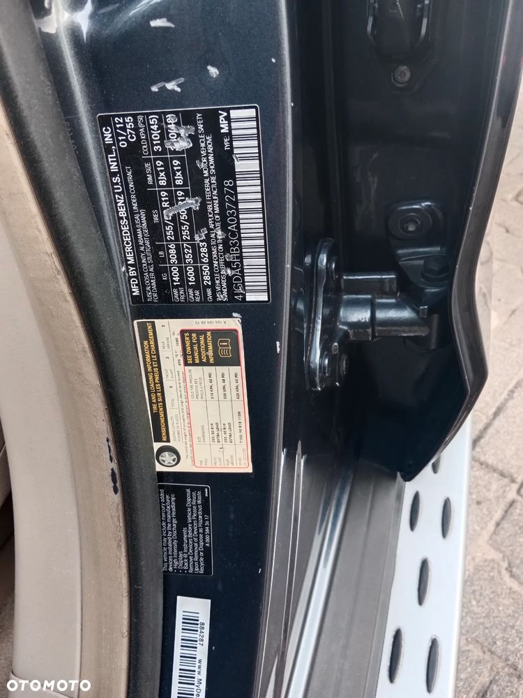 Mercedes-Benz ML - 16