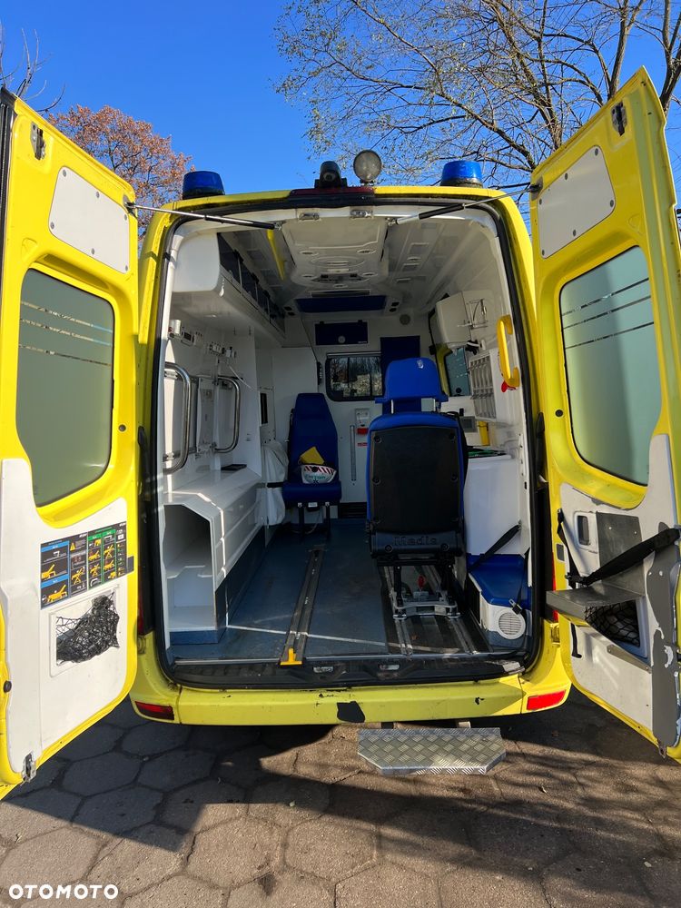 Mercedes-Benz Sprinter - 7