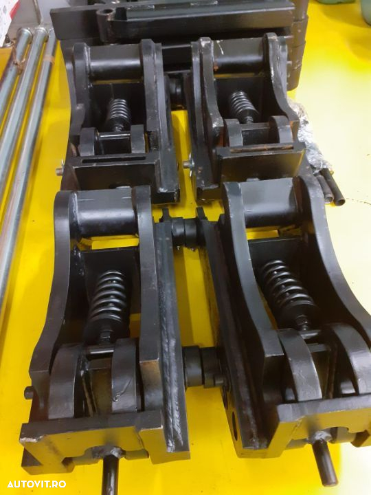 Cupla rapida mecanica buldoexcavator JCB 3CX / 4 CX CAT VOLVO KOMATSU CASE NEW HOLLAND - 8