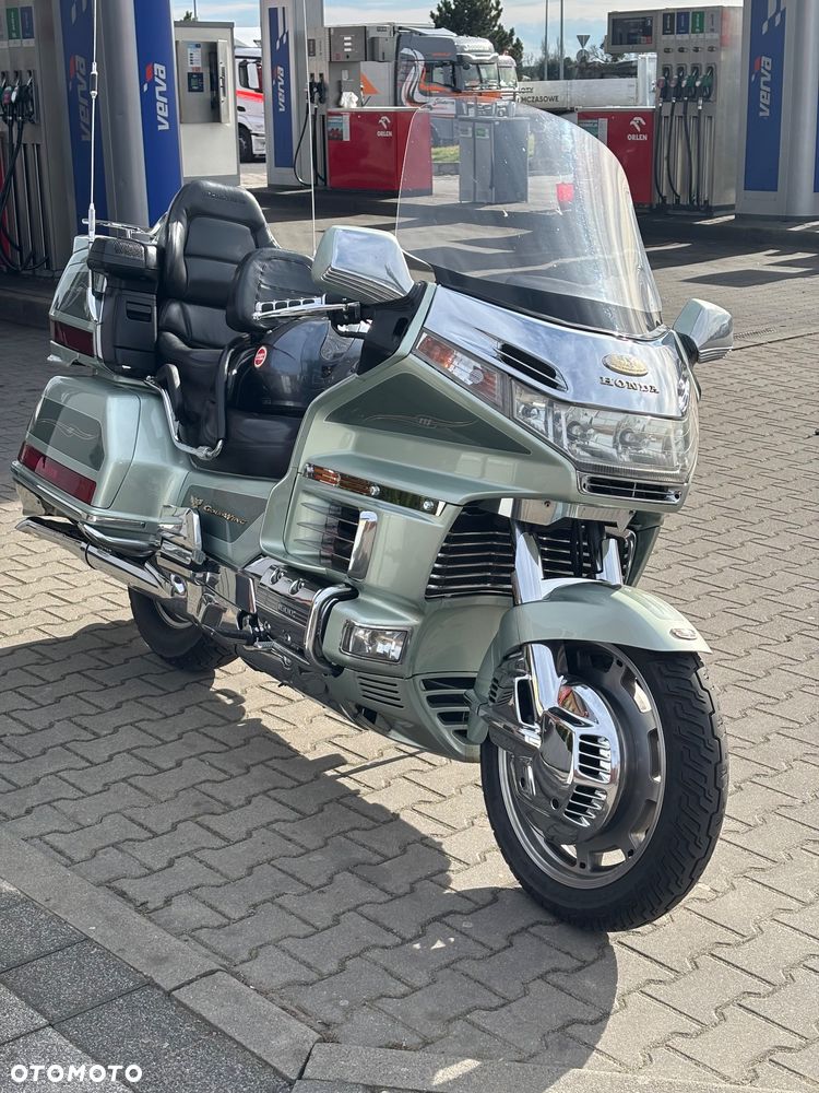 Honda GL - 38
